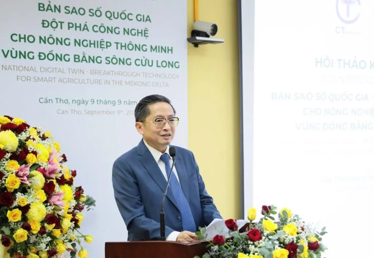 CHAIRMAN OF MAJOR CORPORATION HEADS TO MEKONG DELTA, URGING FARMERS TO GROW RICE WITH AI